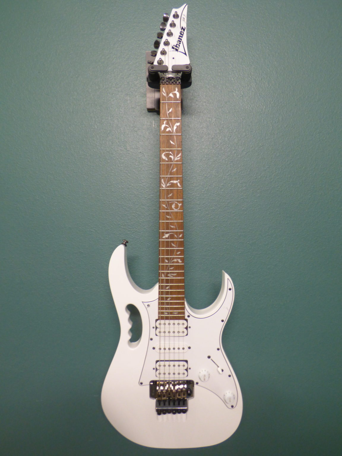 2021 Ibanez Steve Vai Jem Jr Electric Guitar McLuthier's Guitar