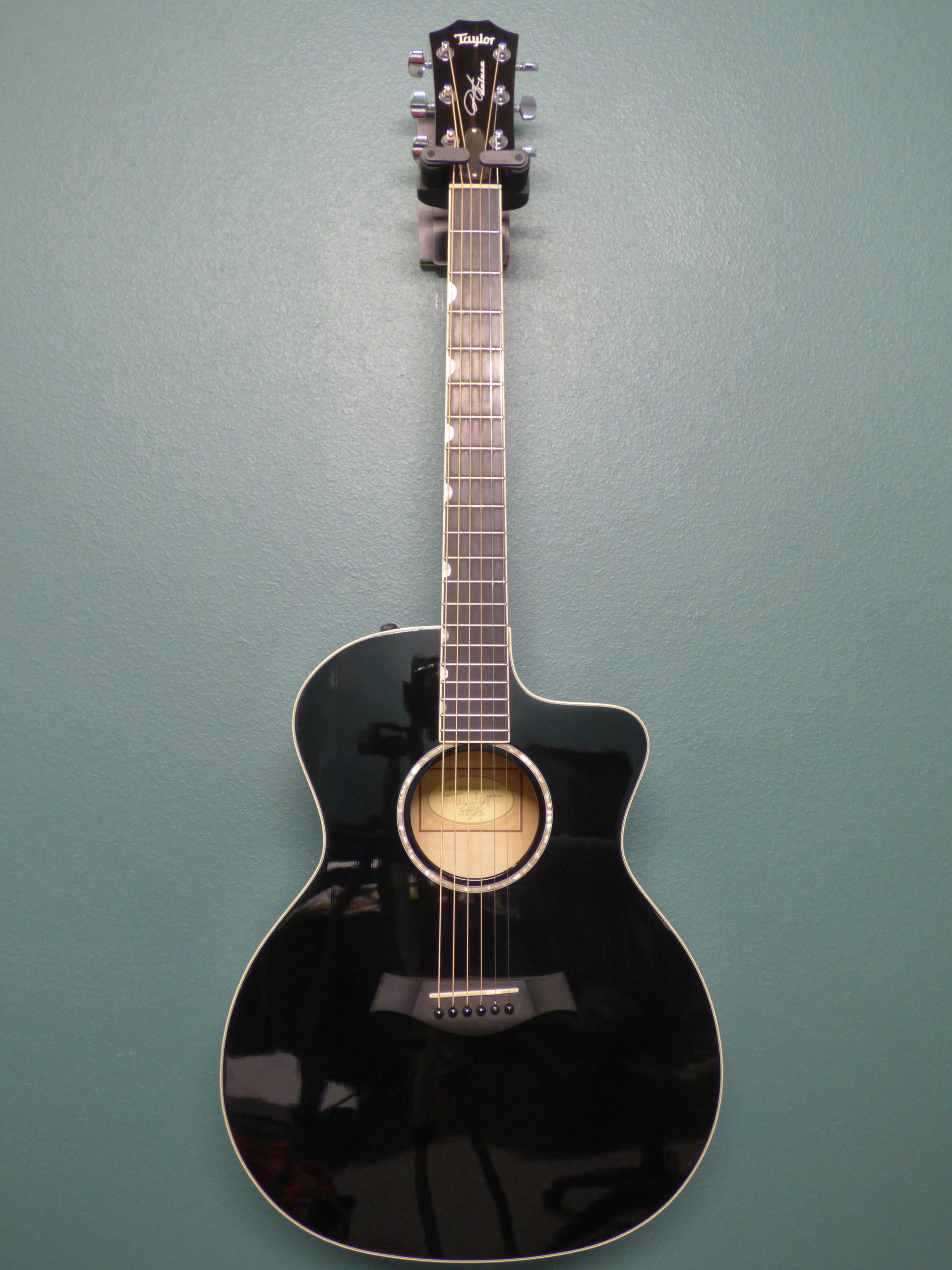 Taylor ddx acoustic guitar deals