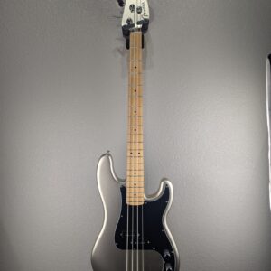 2020 Fender 75th Anniversary P-Bass