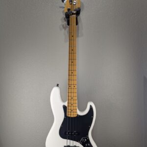 2024 Fender Player II Jazz Bass