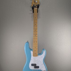 2024 Fender Player II Precision Bass
